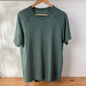 Lululemon Men's Metal Vent Tech Short Sleeve Tee Shirt Green Size Medium